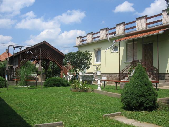 Kovács Vendégház Mátraderecske Exterior foto