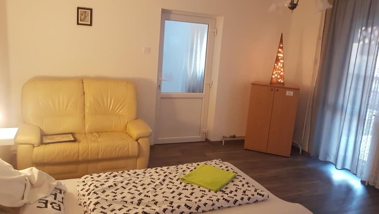 Kovács Vendégház Mátraderecske Exterior foto